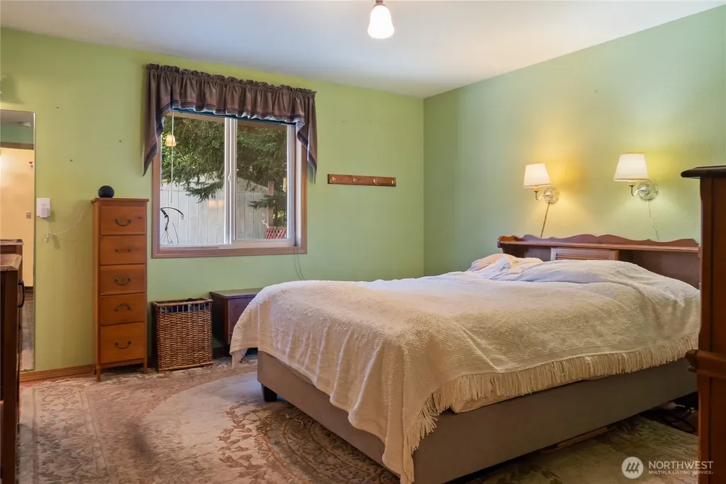 70 E Sycamore Place Shelton WA 98584