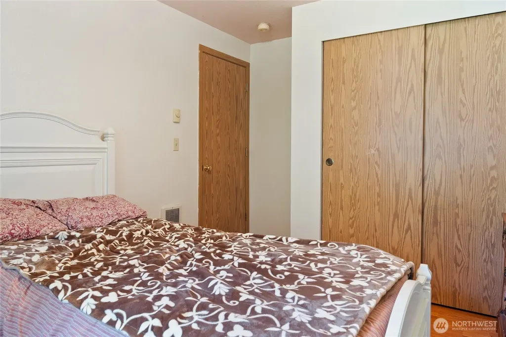 70 E Sycamore Place Shelton WA 98584