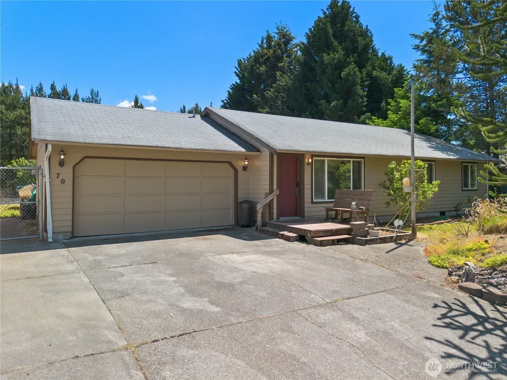 70 E Sycamore Place Shelton WA 98584
