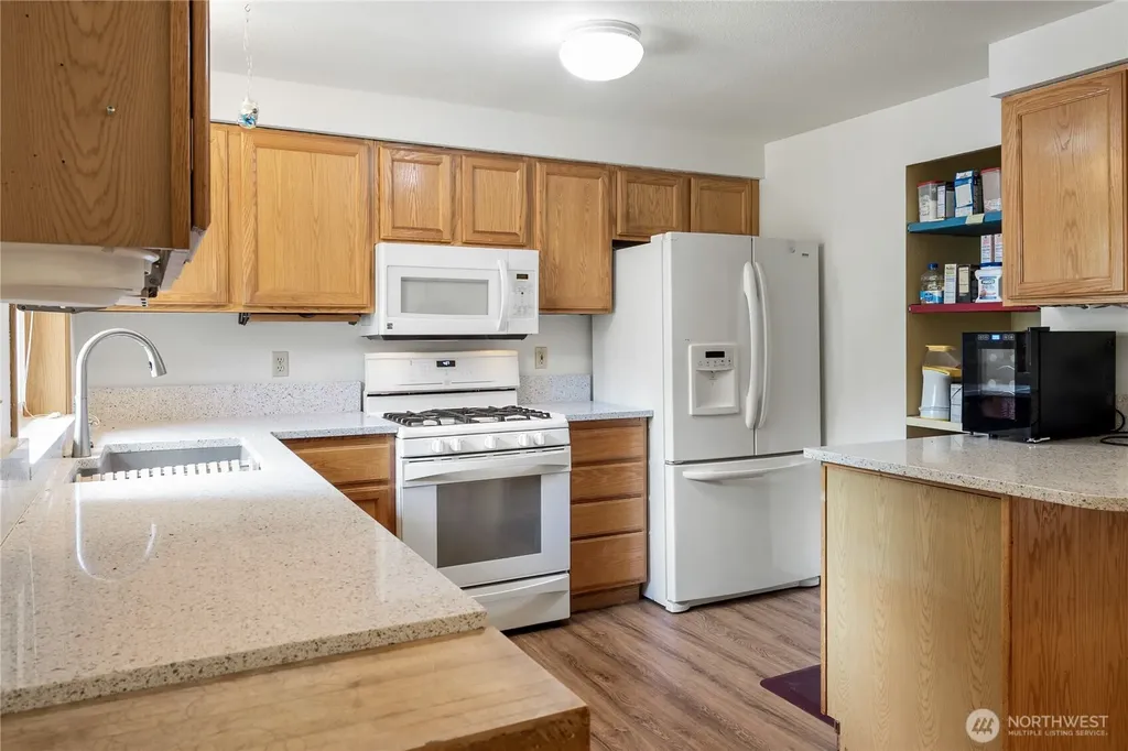 70 E Sycamore Place Shelton WA 98584