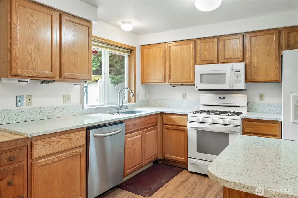 70 E Sycamore Place Shelton WA 98584