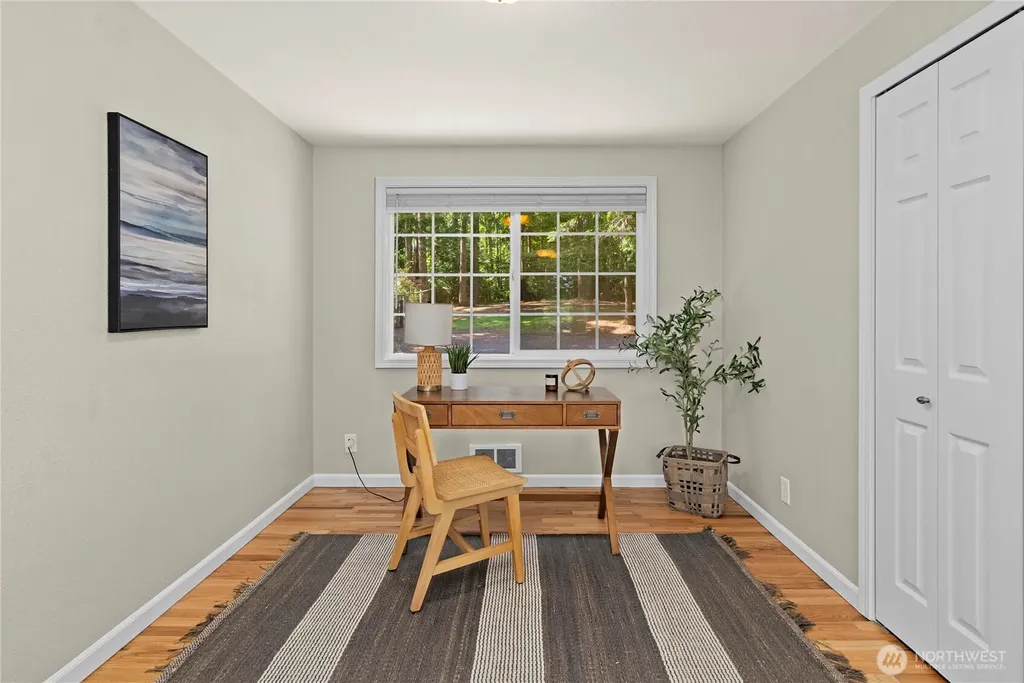 17208 3rd Avenue NW Lakebay WA 98349
