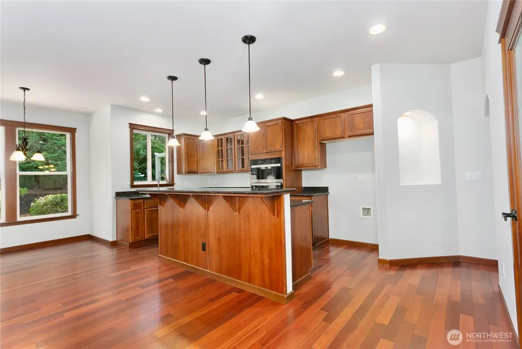 2306 43rd Avenue SE Puyallup WA 98374