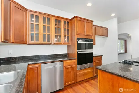2306 43rd Avenue SE Puyallup WA 98374