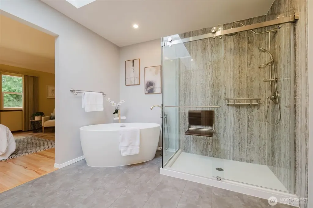 2031 NE Marina Vista Court Poulsbo WA 98370