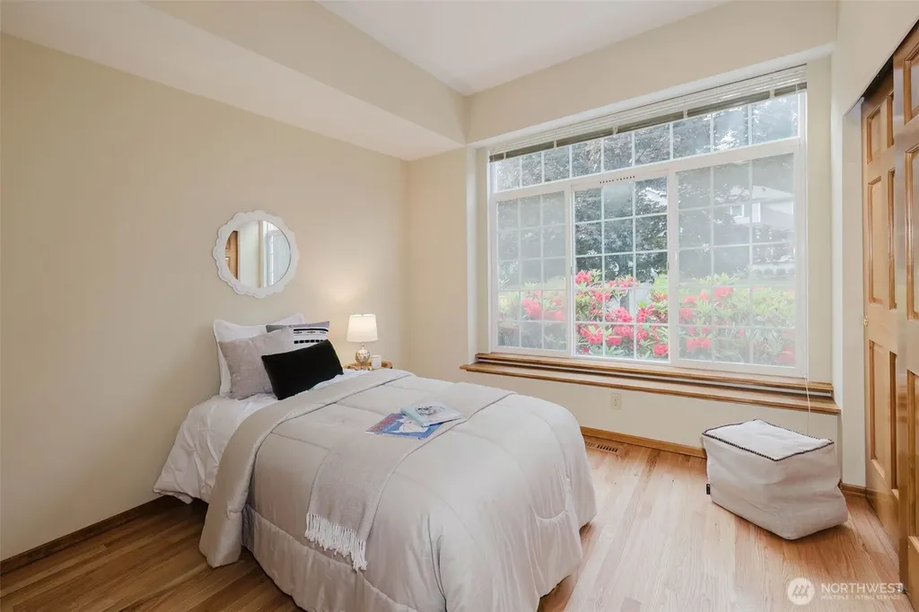 2031 NE Marina Vista Court Poulsbo WA 98370