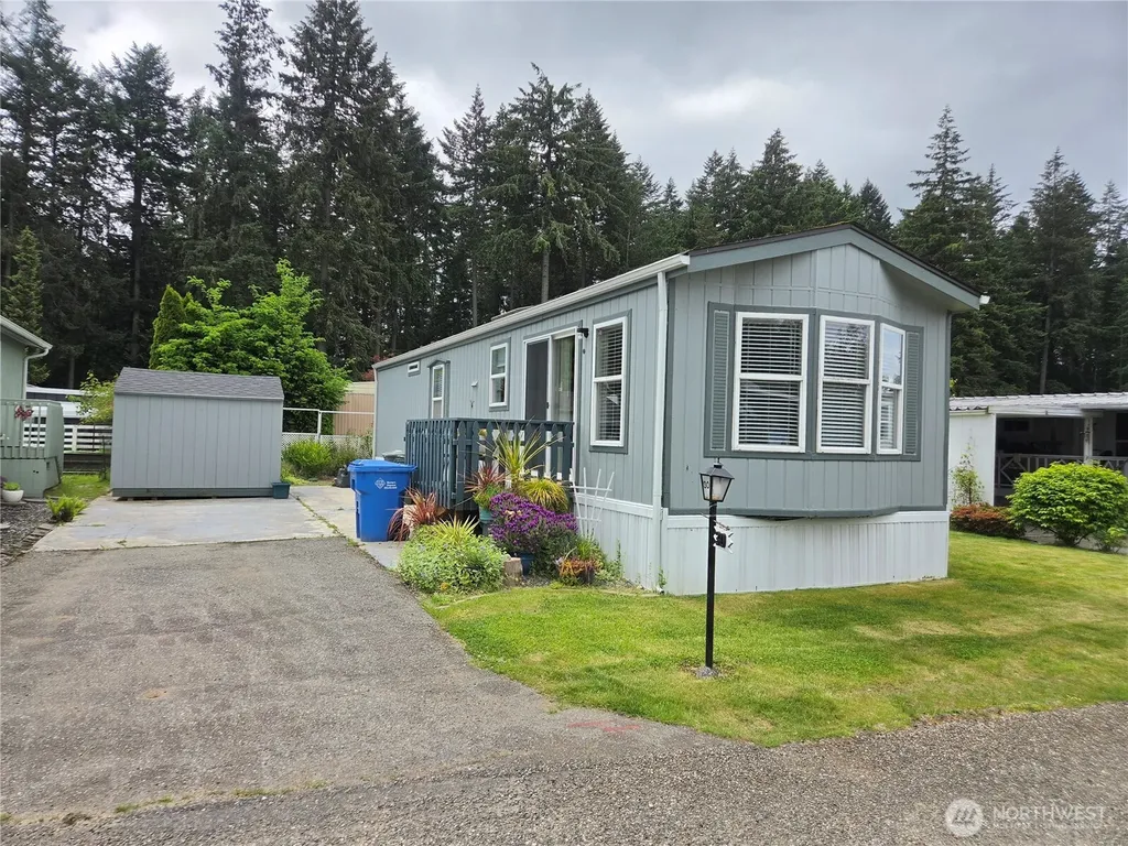 3702 Hunt Street NW Gig Harbor WA 98335