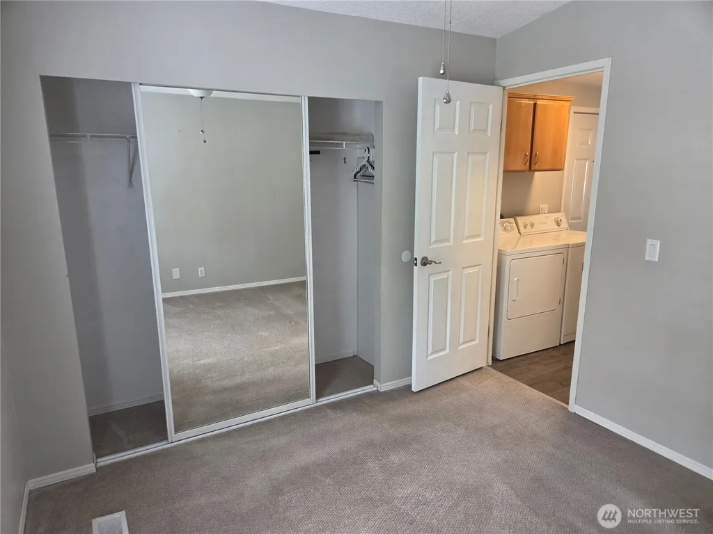 3702 Hunt Street NW Gig Harbor WA 98335
