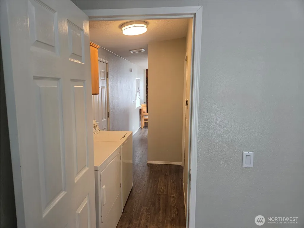 3702 Hunt Street NW Gig Harbor WA 98335