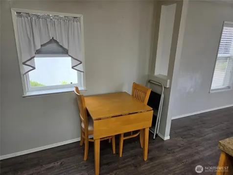 3702 Hunt Street NW Gig Harbor WA 98335