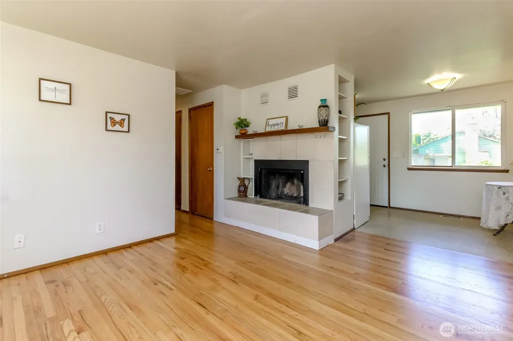 759 3rd Avenue N Kent WA 98032