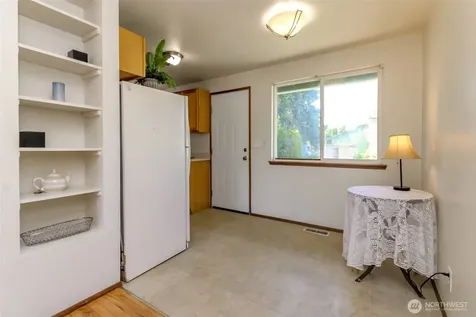 759 3rd Avenue N Kent WA 98032