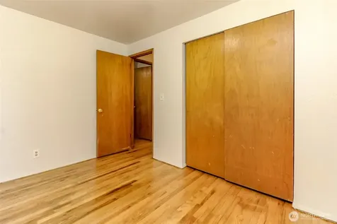 759 3rd Avenue N Kent WA 98032