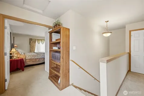 18623 115th Avenue E Puyallup WA 98374
