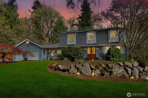 7238 Lakemont Boulevard SE Bellevue WA 98006