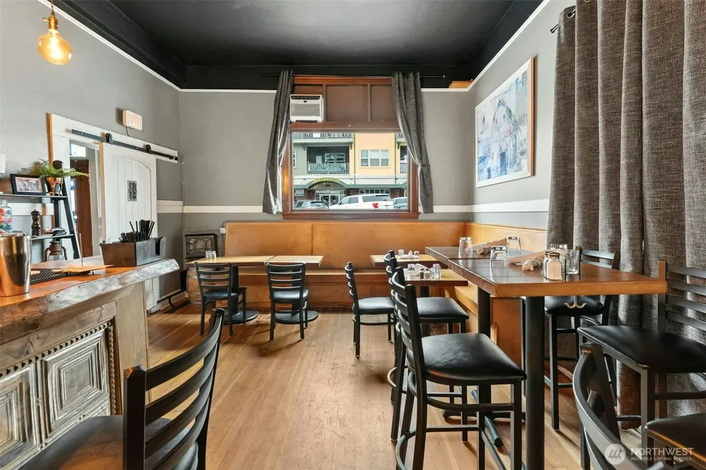 1009 1st Street Snohomish WA 98290