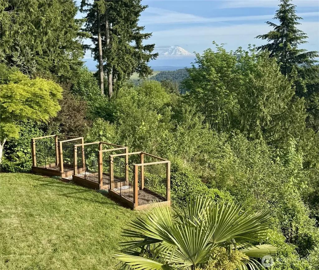 12065 206th Place SE Issaquah WA 98027