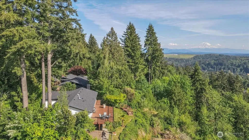 12065 206th Place SE Issaquah WA 98027