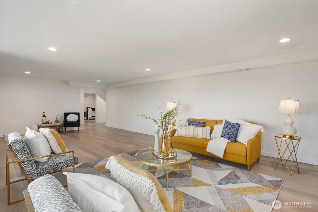 12065 206th Place SE Issaquah WA 98027