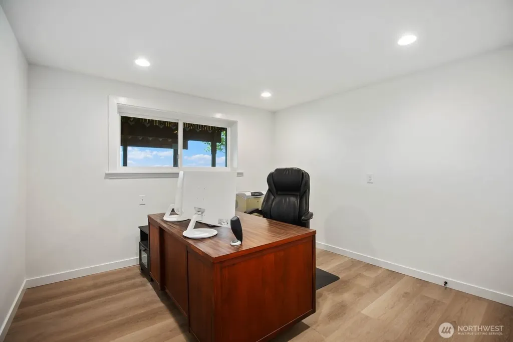 12065 206th Place SE Issaquah WA 98027