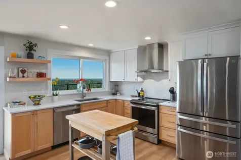12065 206th Place SE Issaquah WA 98027