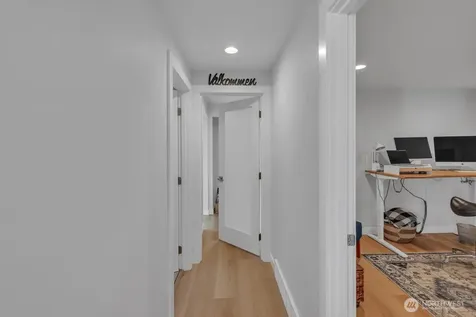 12065 206th Place SE Issaquah WA 98027