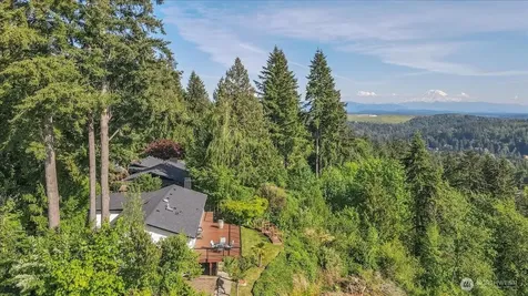 12065 206th Place SE Issaquah WA 98027