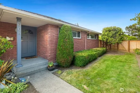 2904 W Tilden Street Seattle WA 98199