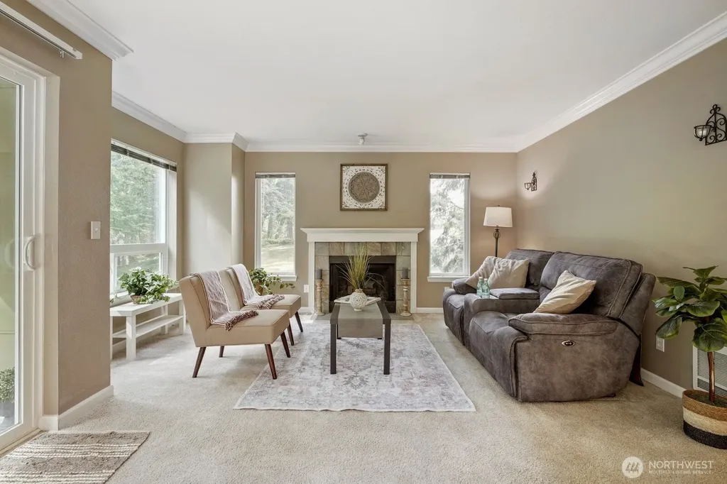 31500 33rd Place SW Federal Way WA 98023