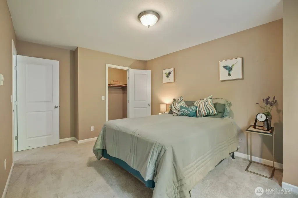 31500 33rd Place SW Federal Way WA 98023