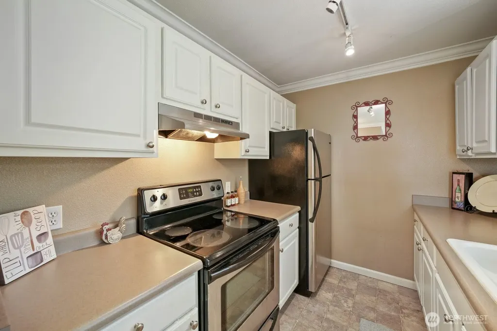 31500 33rd Place SW Federal Way WA 98023