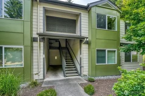 31500 33rd Place SW Federal Way WA 98023