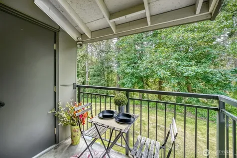 31500 33rd Place SW Federal Way WA 98023