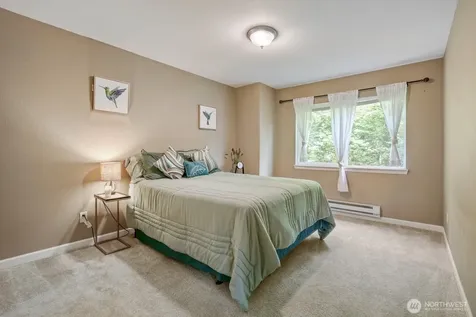 31500 33rd Place SW Federal Way WA 98023