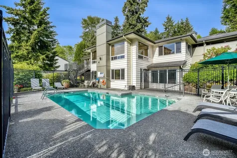 31500 33rd Place SW Federal Way WA 98023