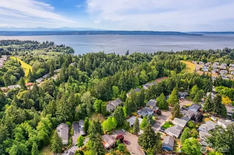 31500 33rd Place SW Federal Way WA 98023