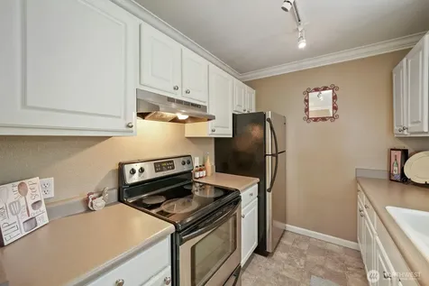 31500 33rd Place SW Federal Way WA 98023
