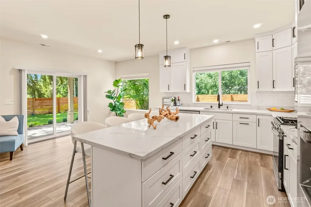 19528 22nd Avenue SE Bothell WA 98012