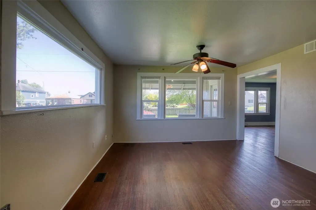 2311 Aberdeen Avenue Hoquiam WA 98550