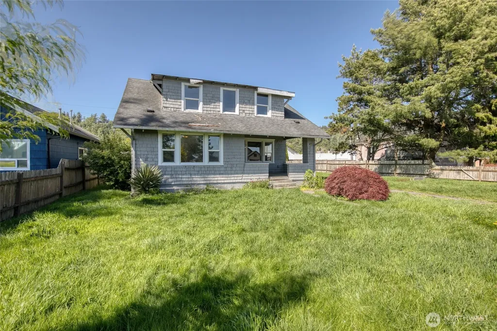 2311 Aberdeen Avenue Hoquiam WA 98550