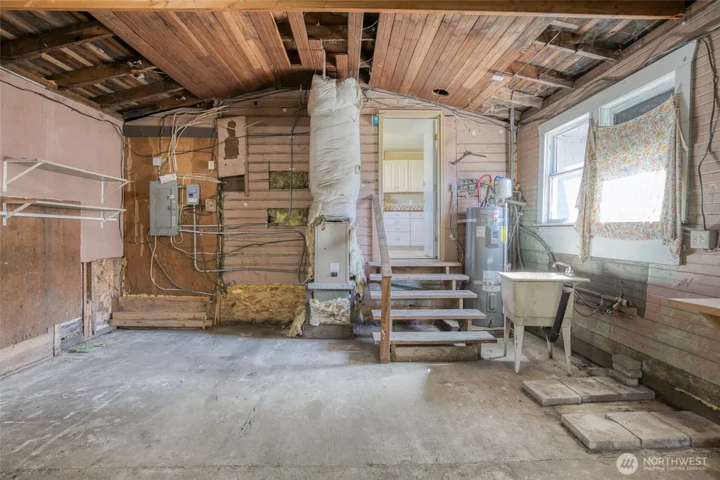 2311 Aberdeen Avenue Hoquiam WA 98550