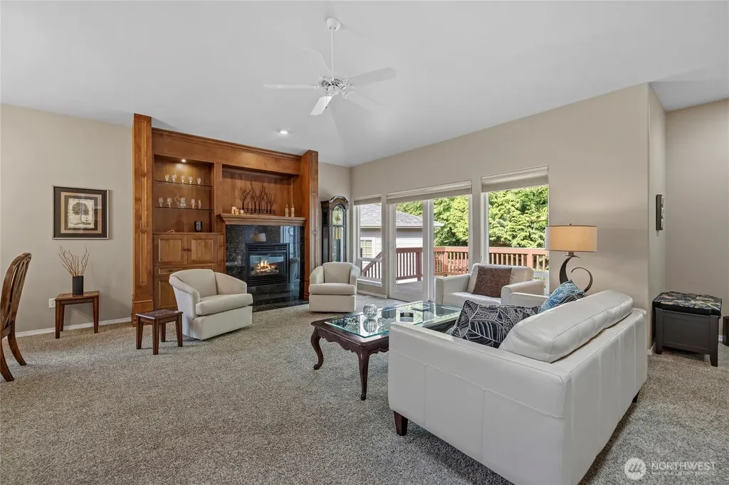 1813 Cedar Springs Lane Anacortes WA 98221