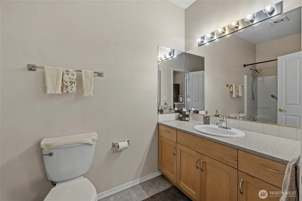 1813 Cedar Springs Lane Anacortes WA 98221