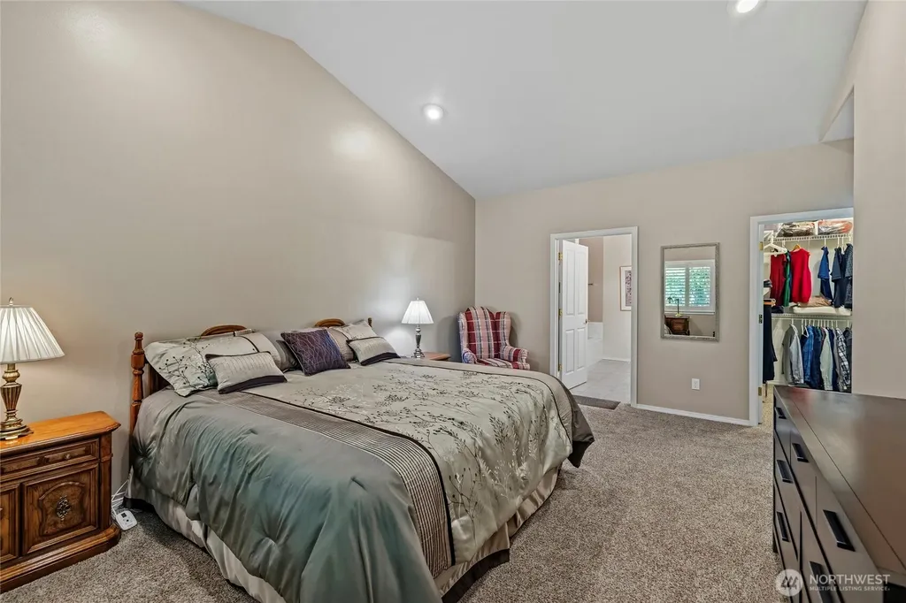 1813 Cedar Springs Lane Anacortes WA 98221