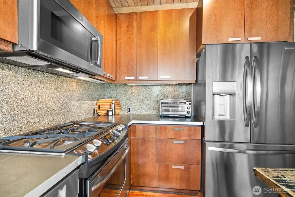 1408 12th Avenue Seattle WA 98122