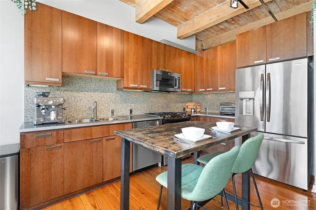 1408 12th Avenue Seattle WA 98122