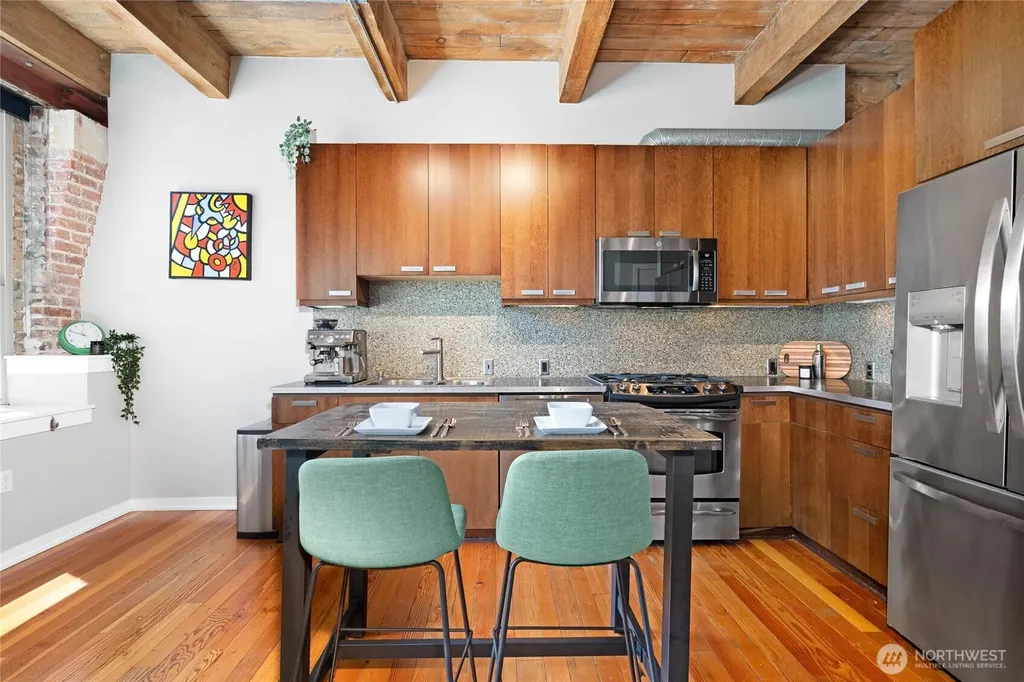 1408 12th Avenue Seattle WA 98122