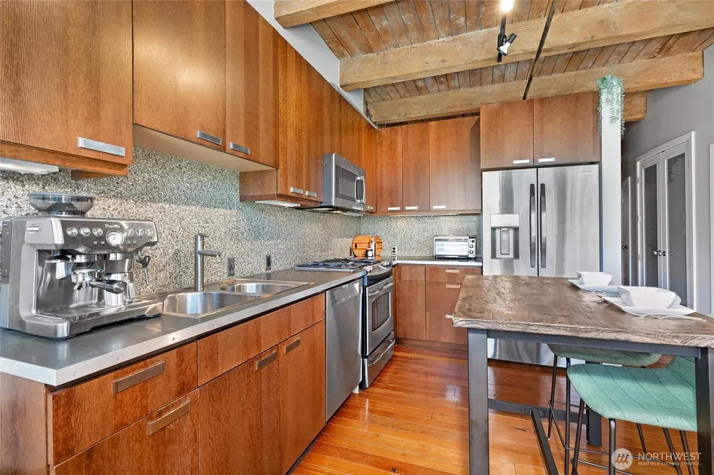 1408 12th Avenue Seattle WA 98122