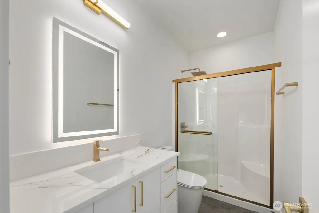 16219 Simonds Road NE Kenmore WA 98028