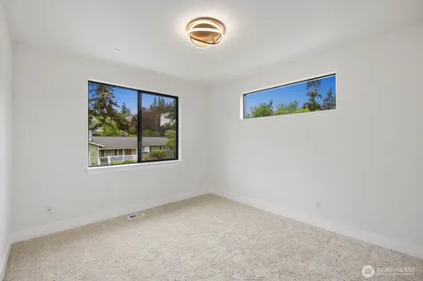 16219 Simonds Road NE Kenmore WA 98028